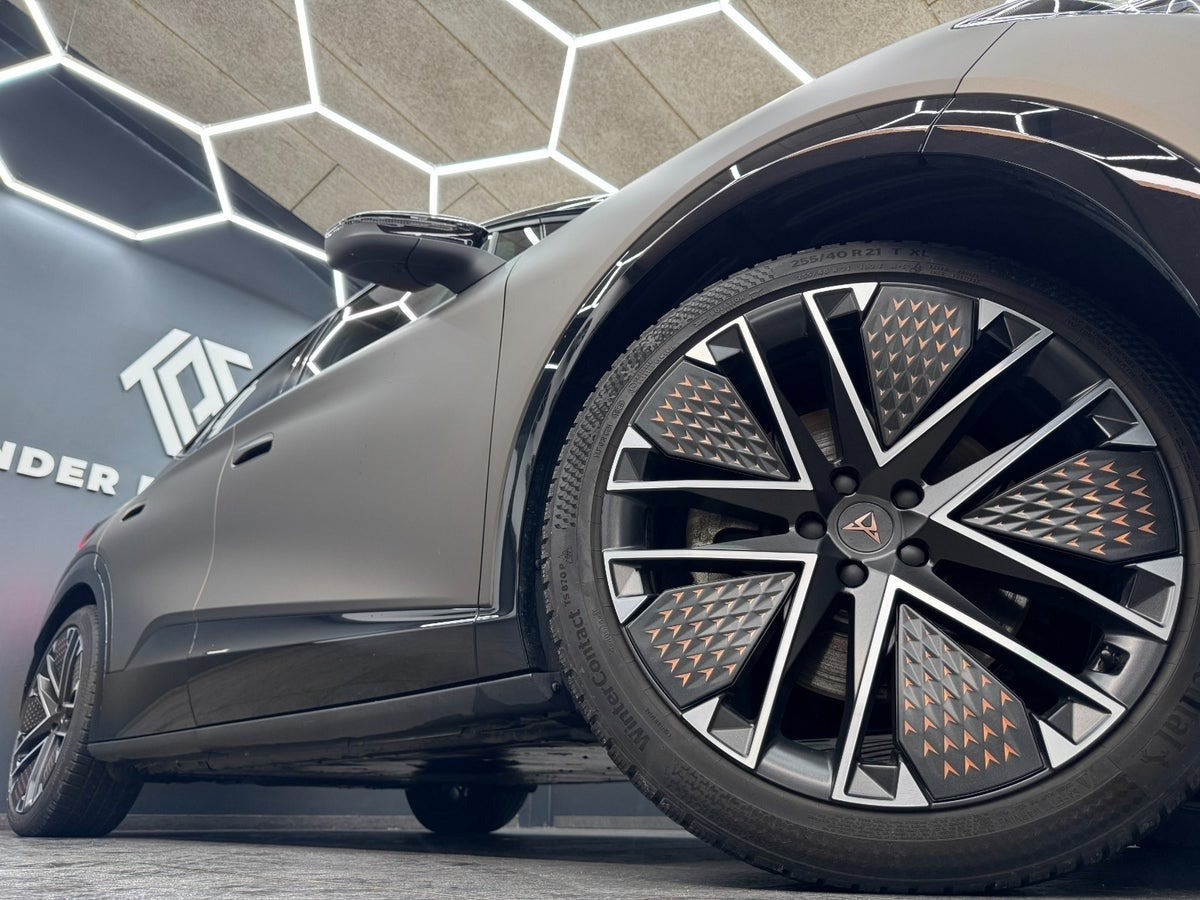Bronze Cupra Tavascan fra 2025