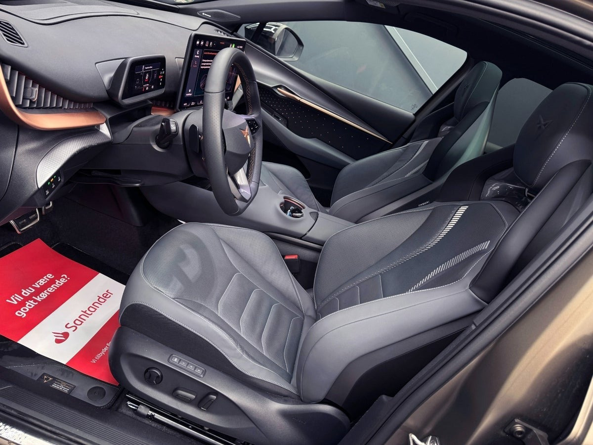 Bronze Cupra Tavascan fra 2026