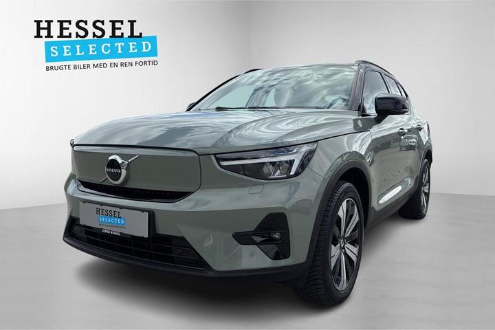 Grøn Volvo XC40 fra 2023