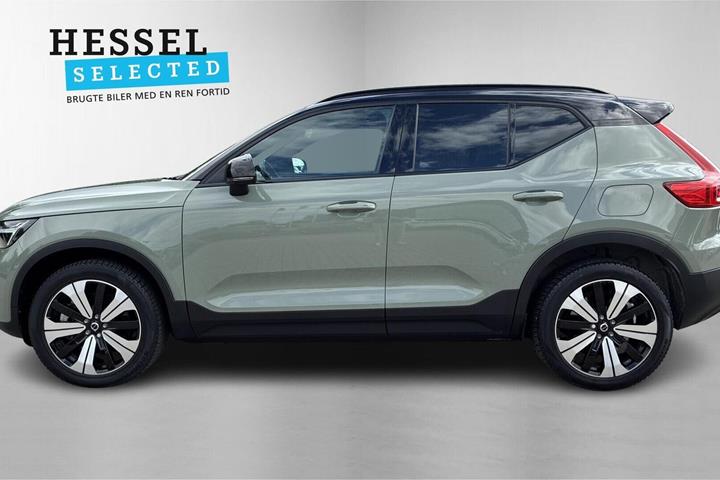 Grøn Volvo XC40 fra 2023