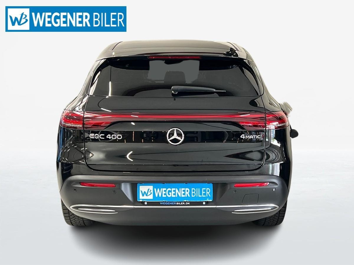 Sort Mercedes EQC400 fra 2022