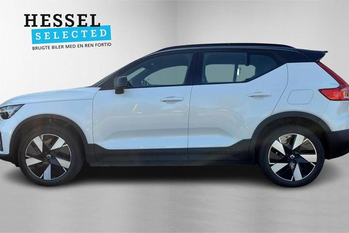Hvid Volvo XC40 fra 2023