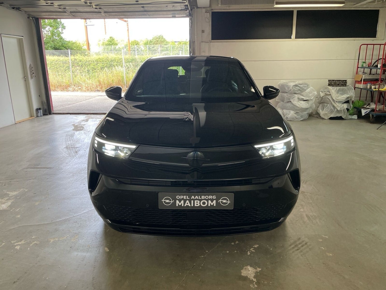 Sort Opel Mokka-e fra 2025