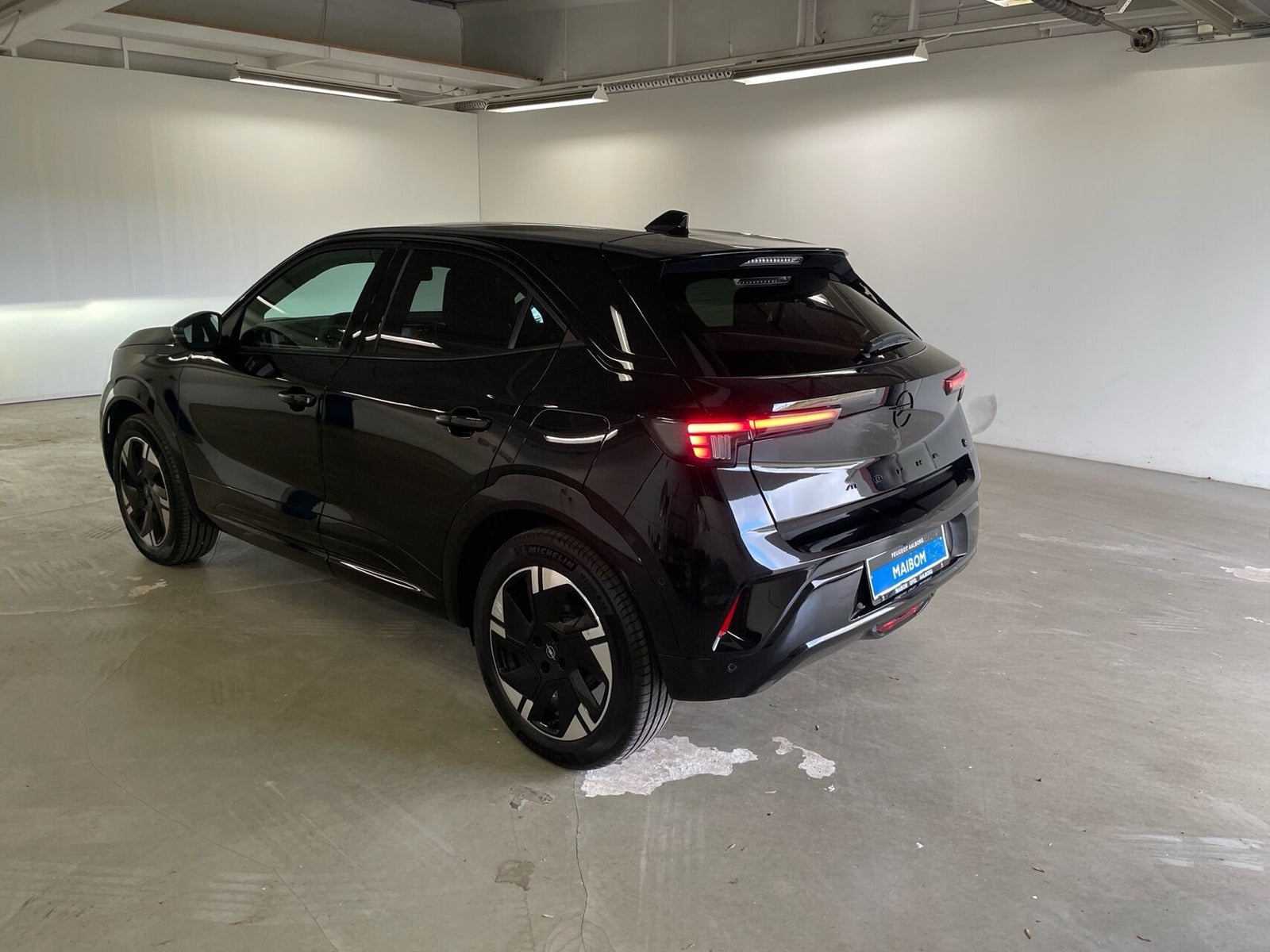 Sort Opel Mokka-e fra 2025
