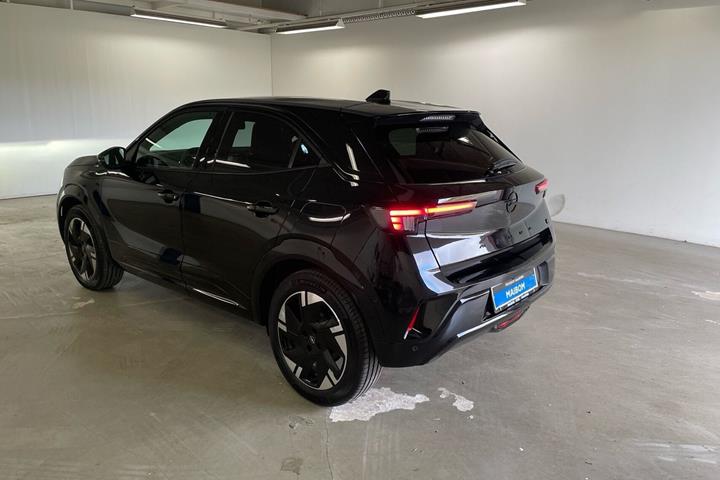 Sort Opel Mokka-e fra 2025