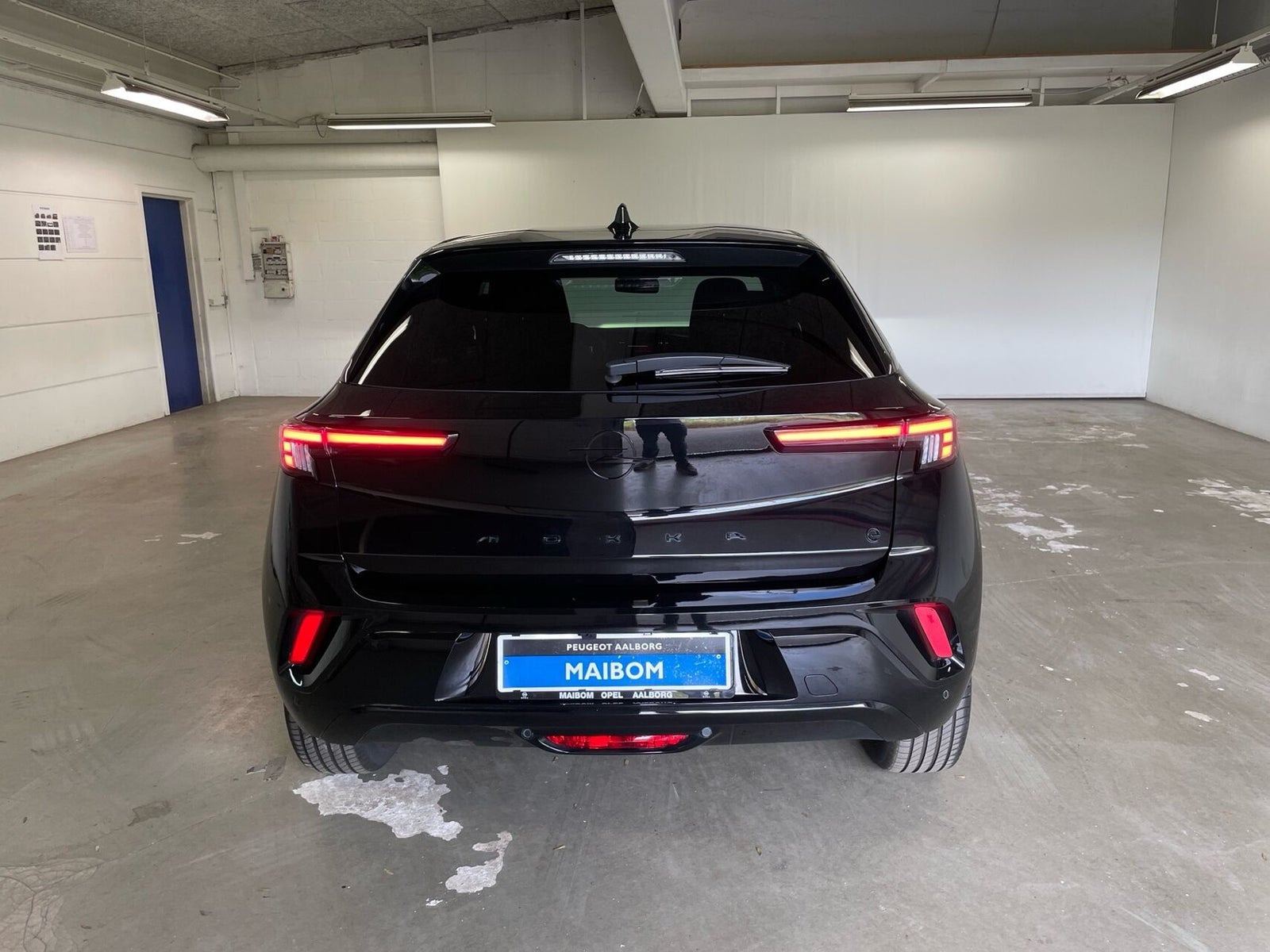 Sort Opel Mokka-e fra 2025