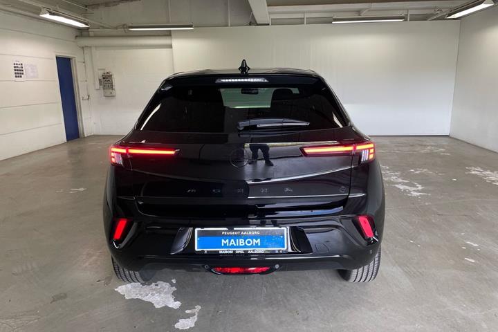 Sort Opel Mokka-e fra 2025