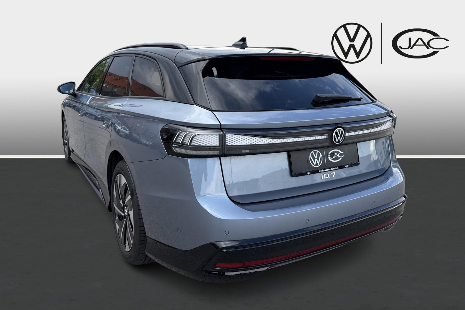 Blå VW ID.7 fra 2024