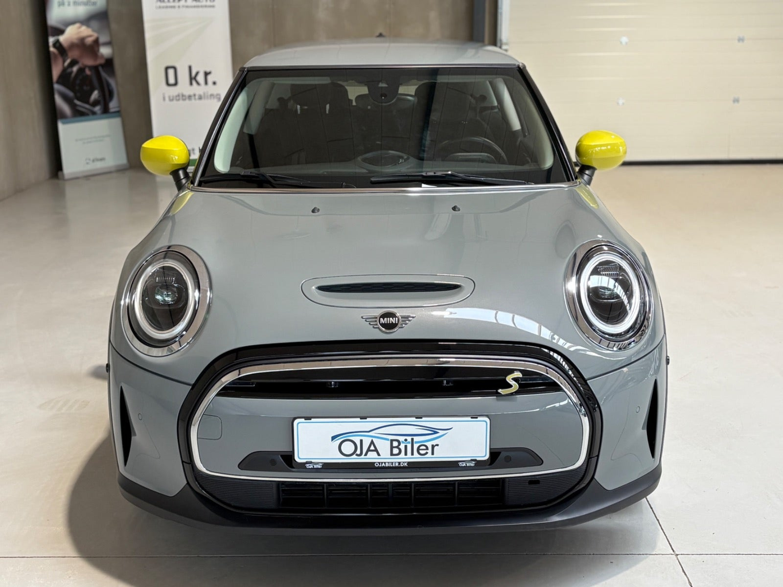 Grå Mini Cooper SE fra 2022
