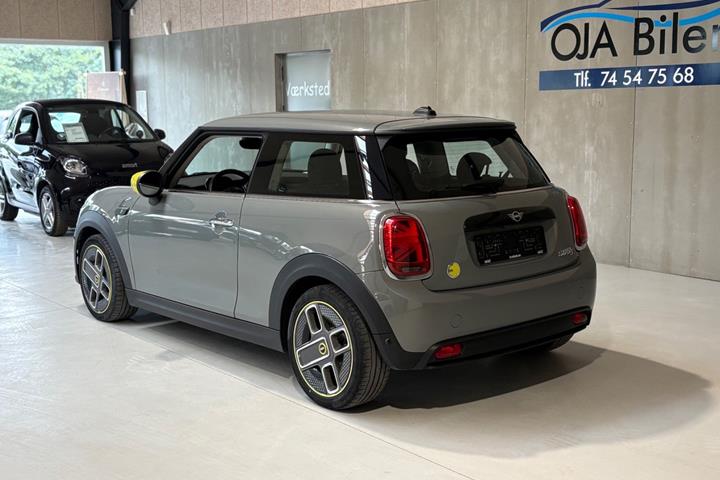 Grå Mini Cooper SE fra 2022
