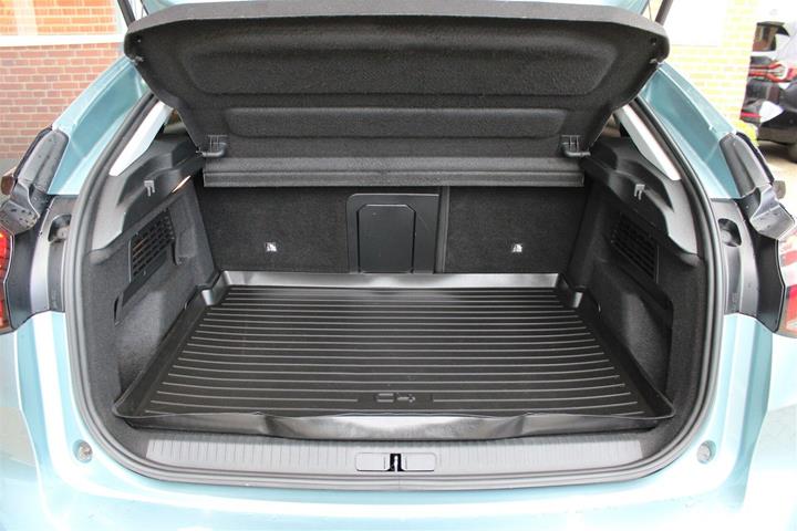 Blå Citroën ë-C4 fra 2022