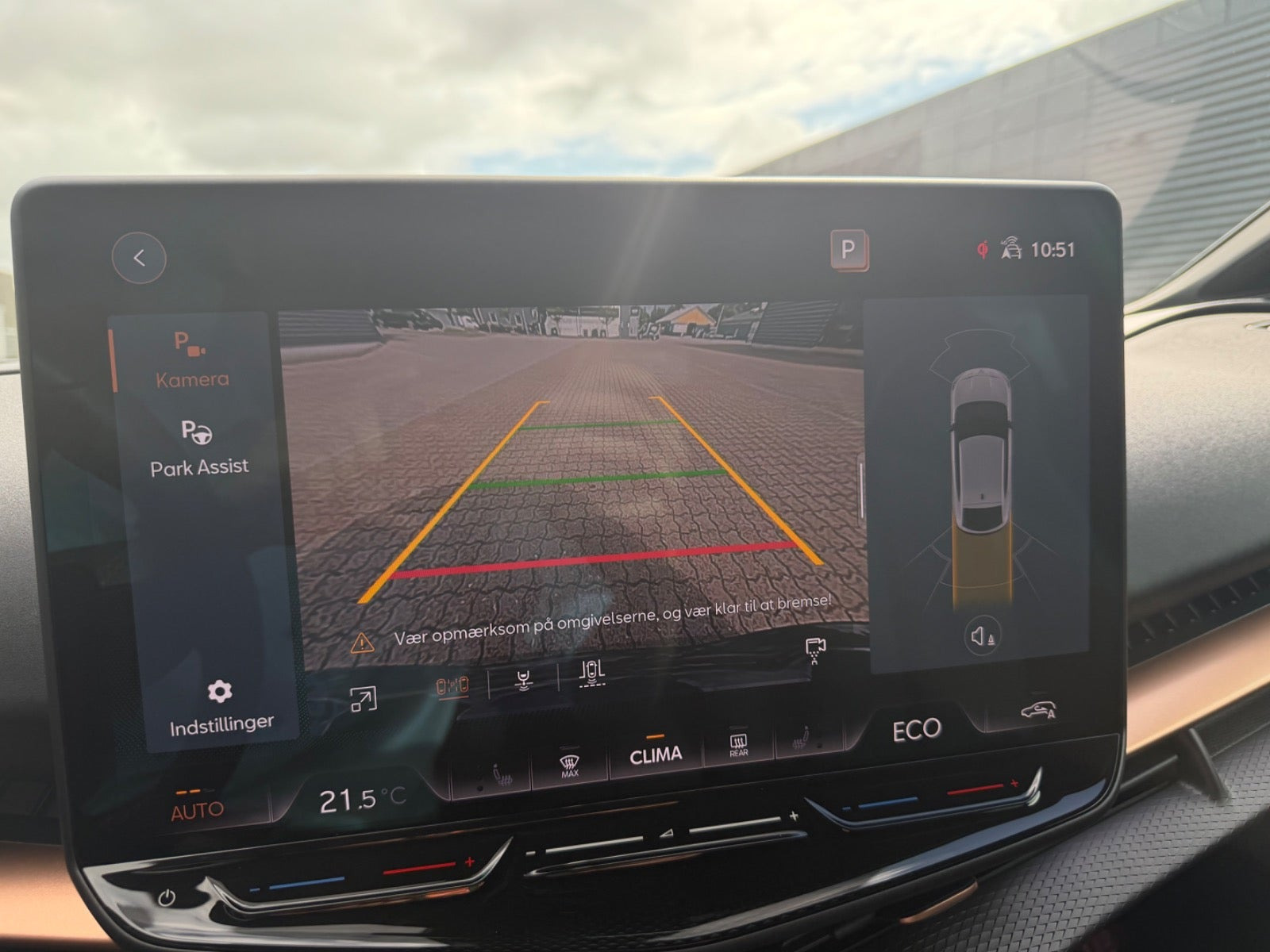 Blå Cupra Tavascan fra 2025