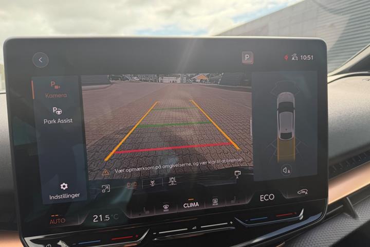Blå Cupra Tavascan fra 2025