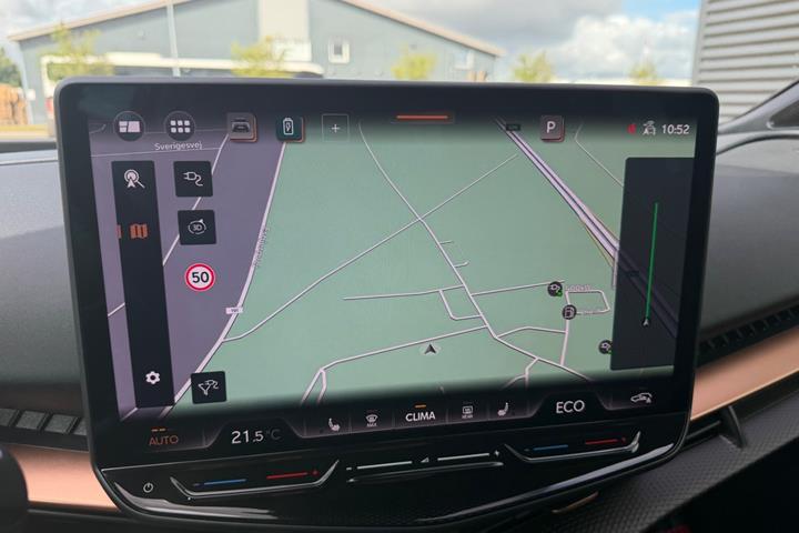 Blå Cupra Tavascan fra 2025