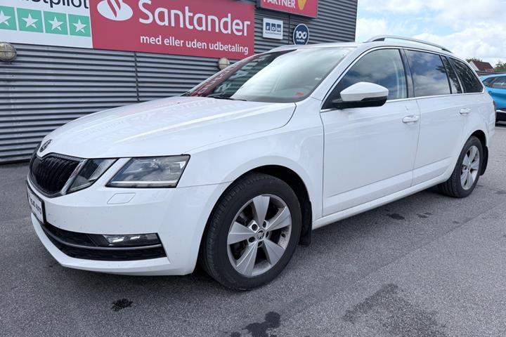 Hvid Skoda Octavia fra 2018