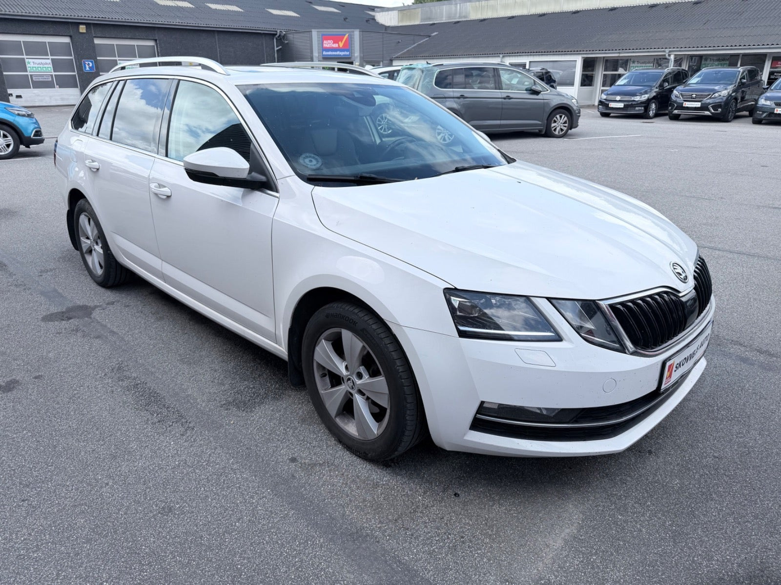 Hvid Skoda Octavia fra 2018