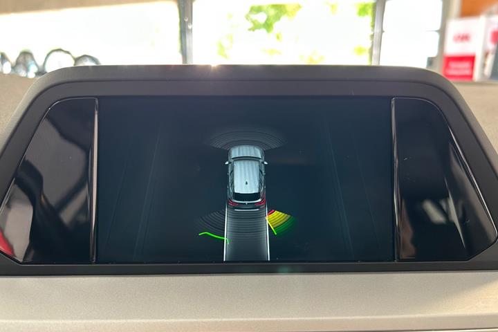 Grå BMW X3 fra 2018
