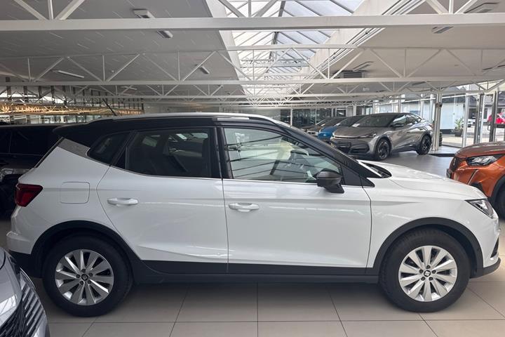 Hvid Seat Arona fra 2020