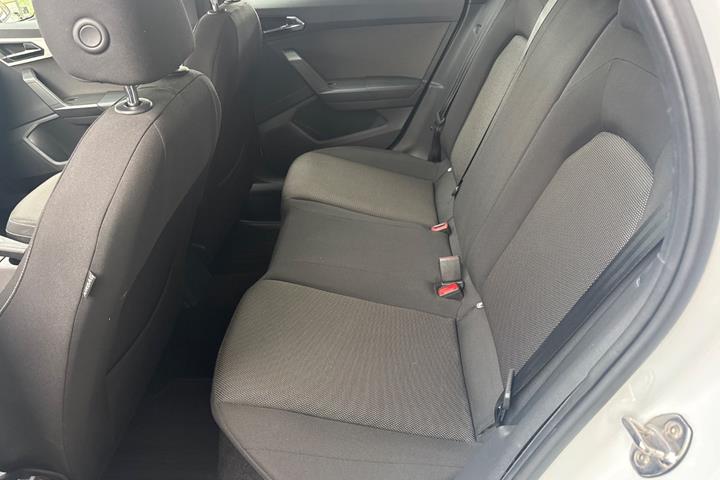 Hvid Seat Arona fra 2020