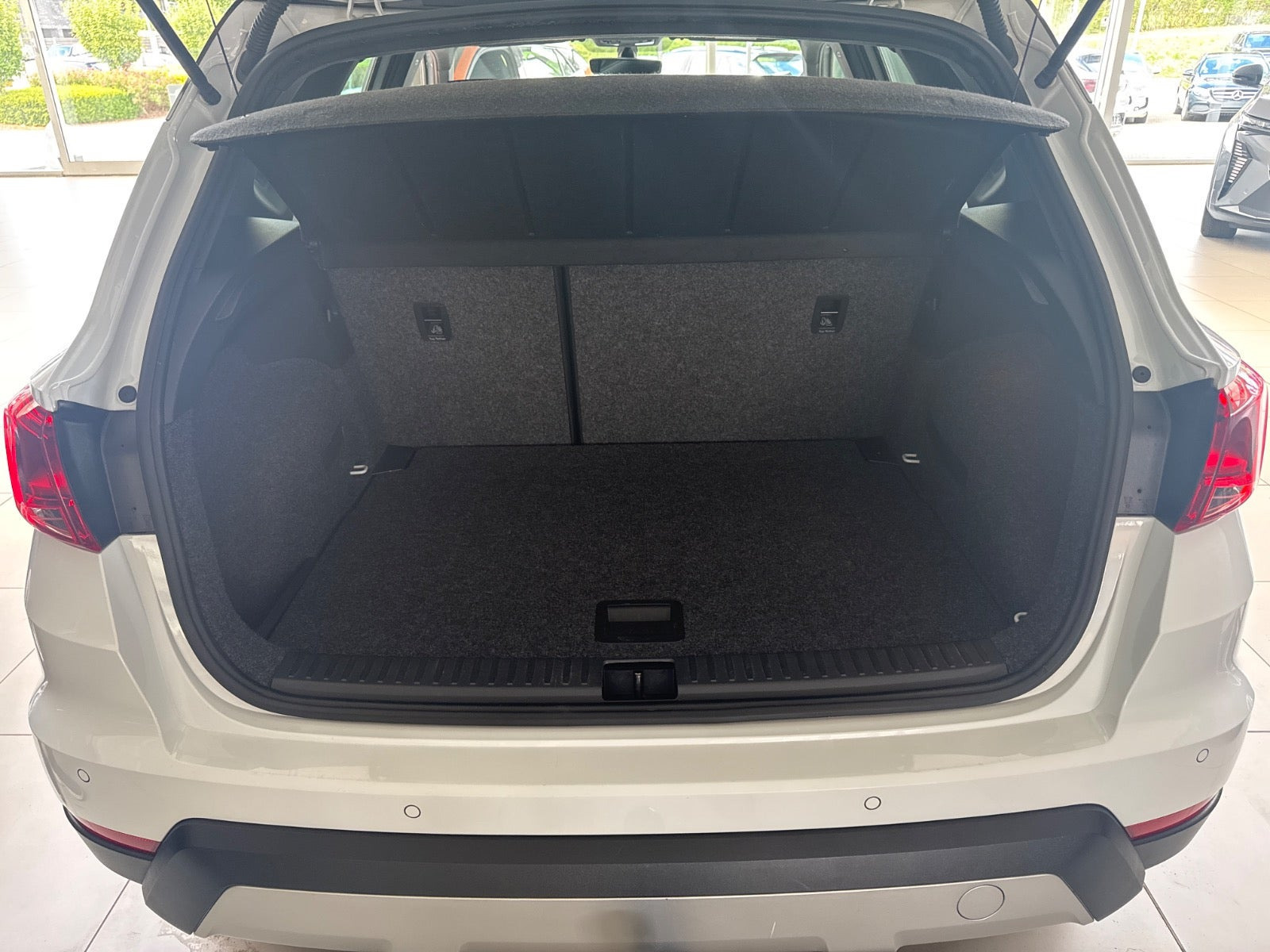 Hvid Seat Arona fra 2020