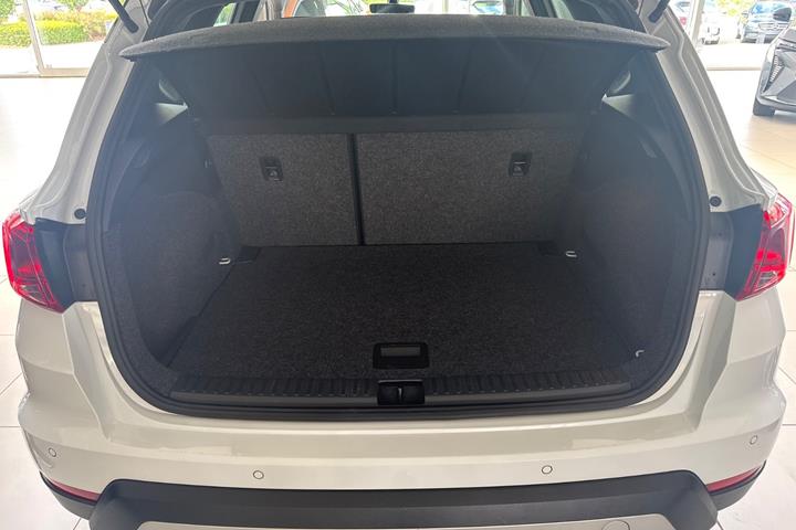 Hvid Seat Arona fra 2020