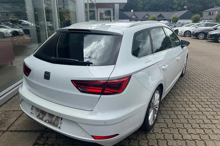 Hvid Seat Leon fra 2018