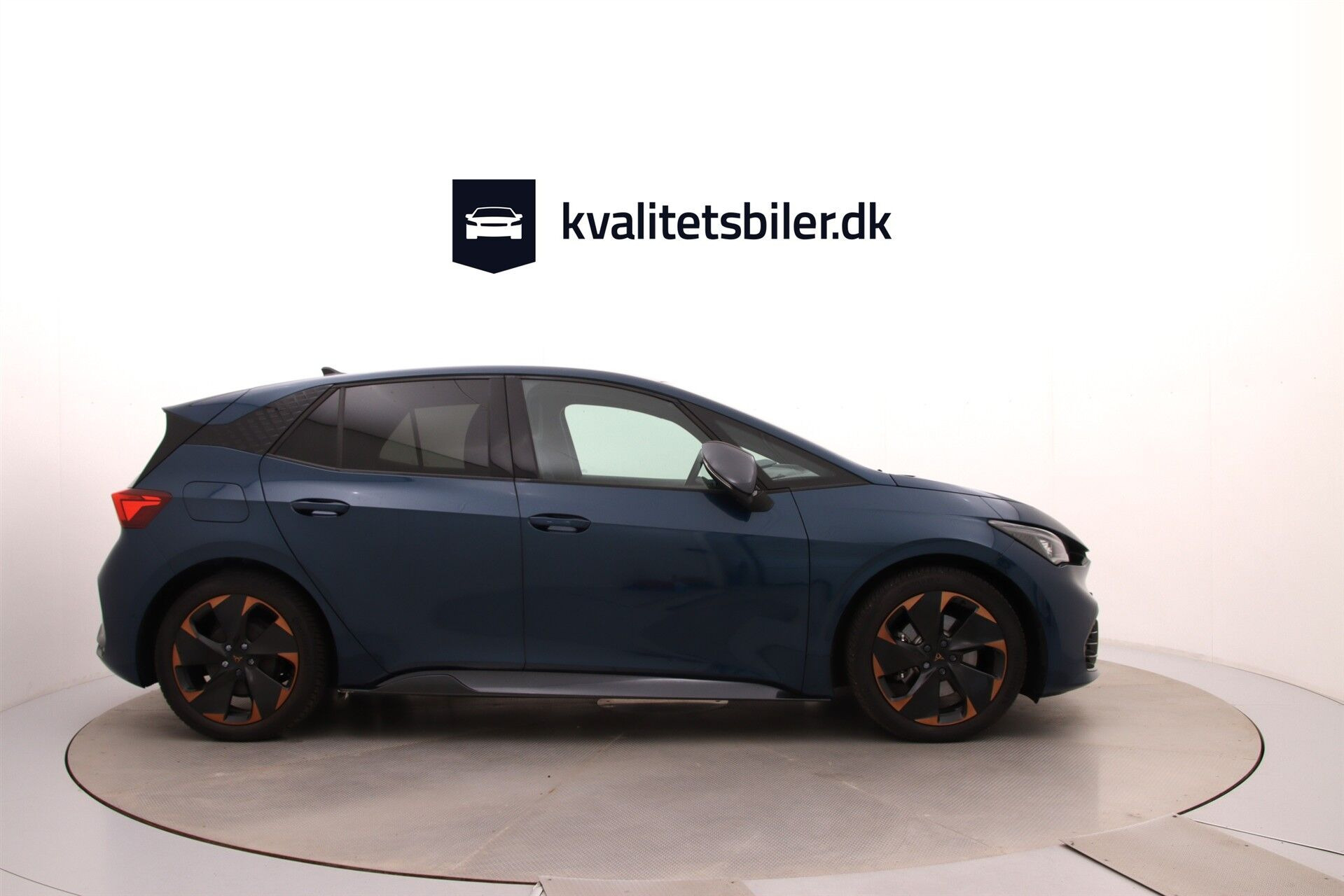 Blå Cupra Born fra 2022