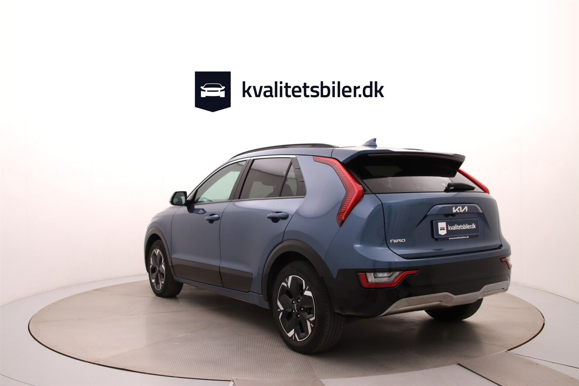 Blå Kia Niro EV fra 2024