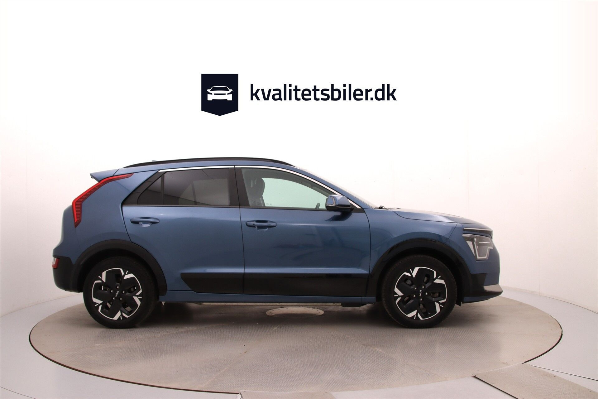 Blå Kia Niro EV fra 2024