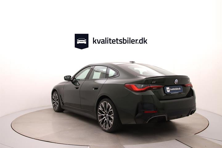 Grøn BMW i4 fra 2022