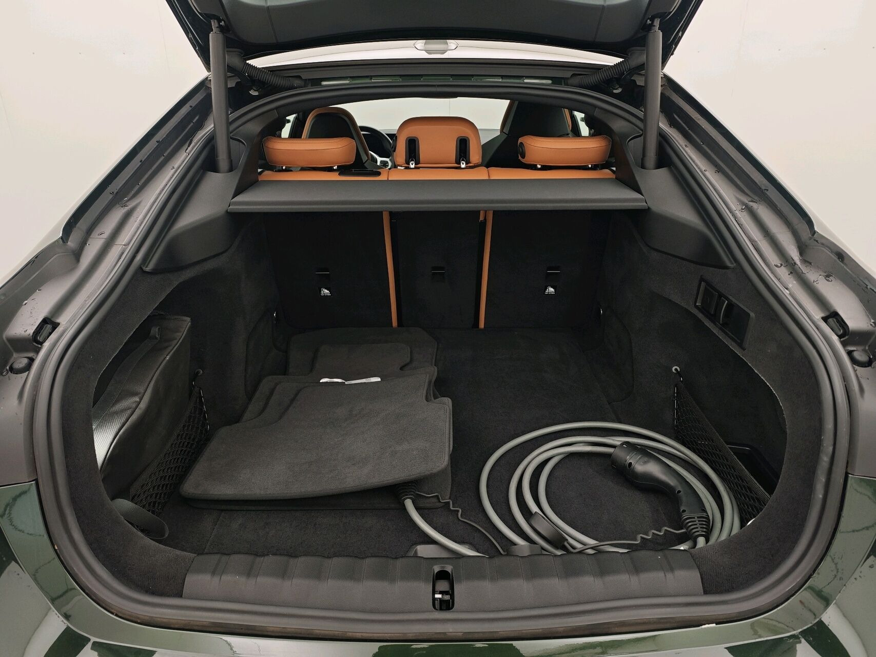 Grøn BMW i4 fra 2022
