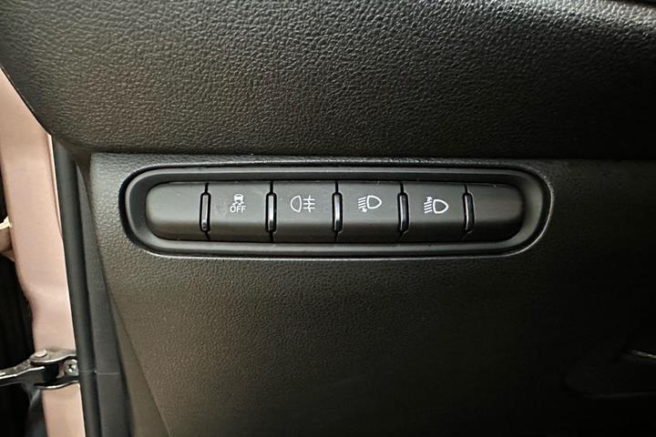 Pink Fiat 500e fra 2023