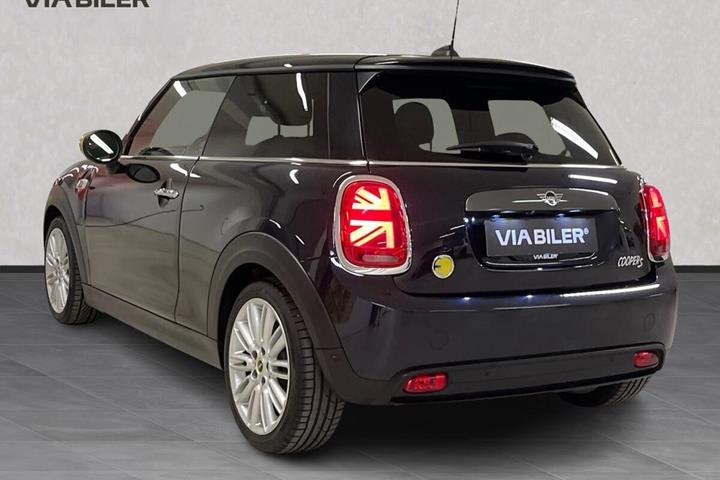 Sort Mini Cooper fra 2021