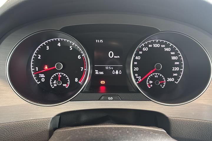 undefined VW Golf Sportsvan fra 2015