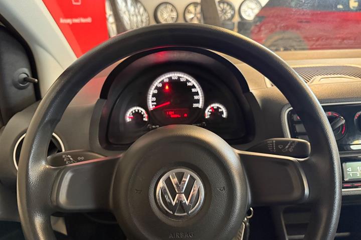 Hvid VW UP! fra 2014