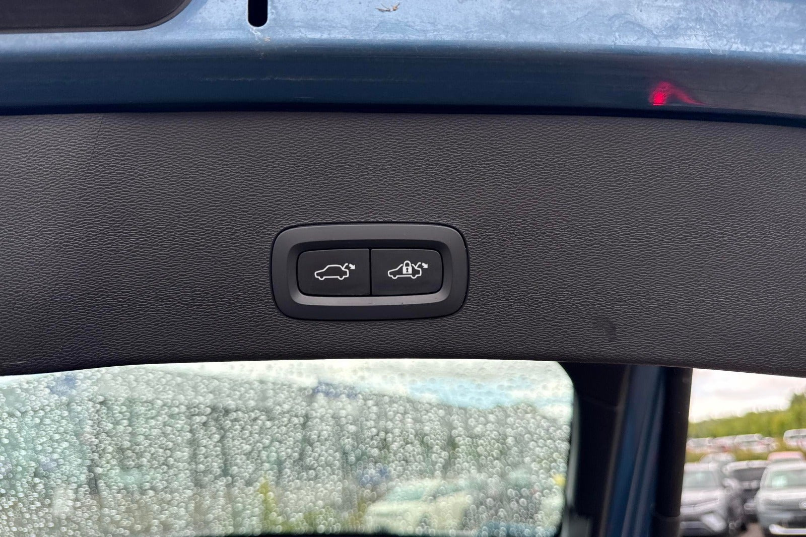 Blå Volvo C40 fra 2023