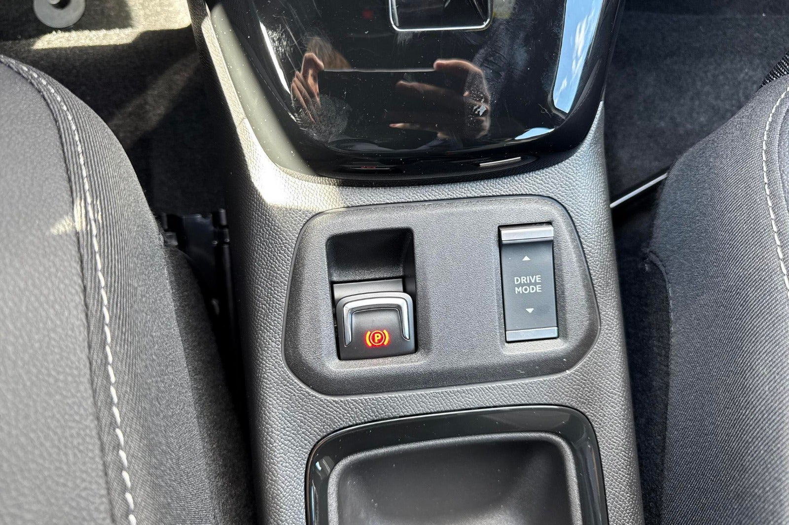 Sort Opel Corsa-e fra 2026
