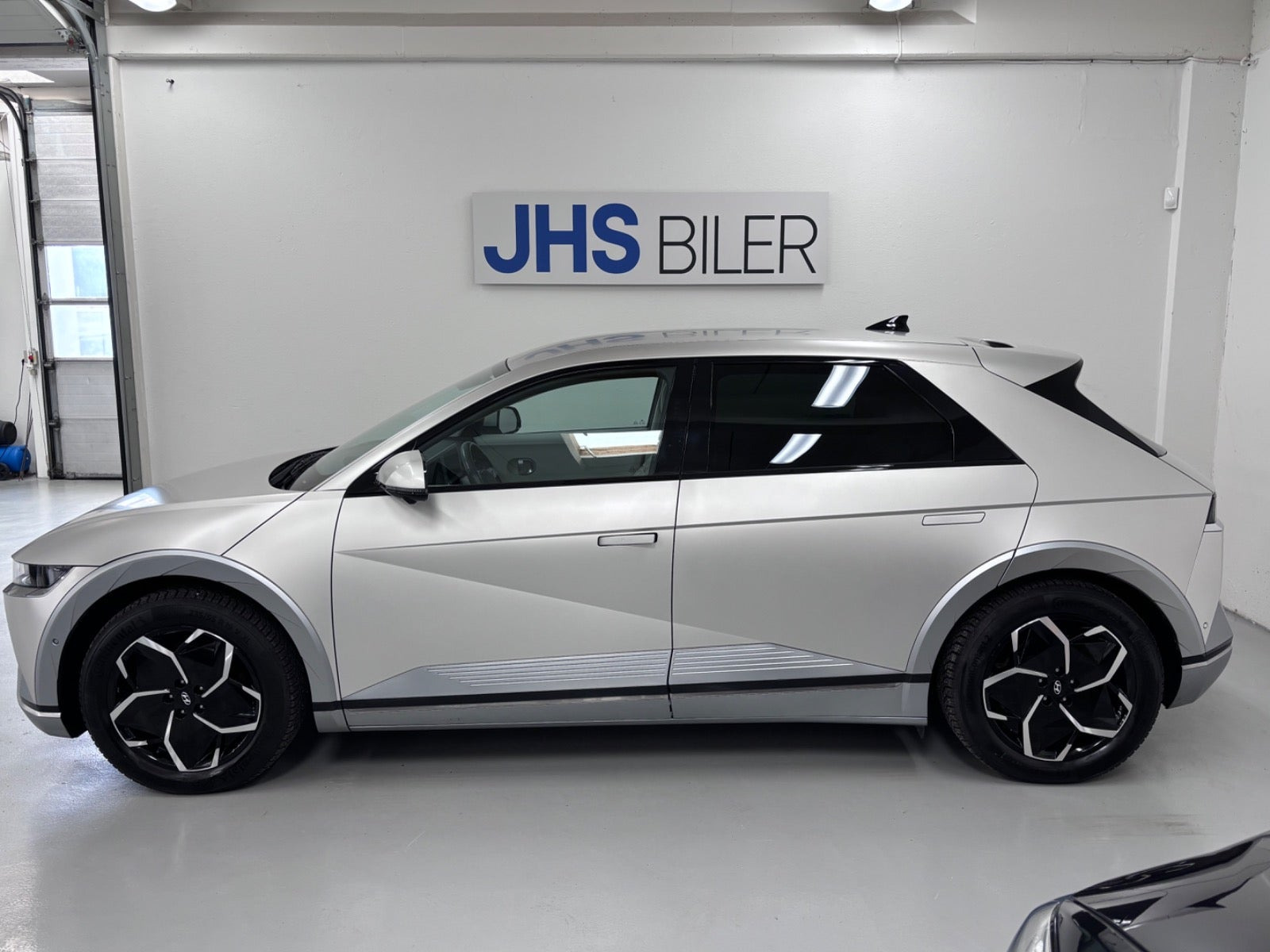 Orange Hyundai Ioniq 5 fra 2022