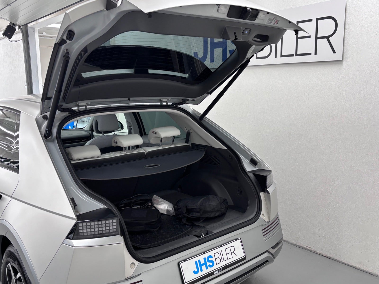 Orange Hyundai Ioniq 5 fra 2022