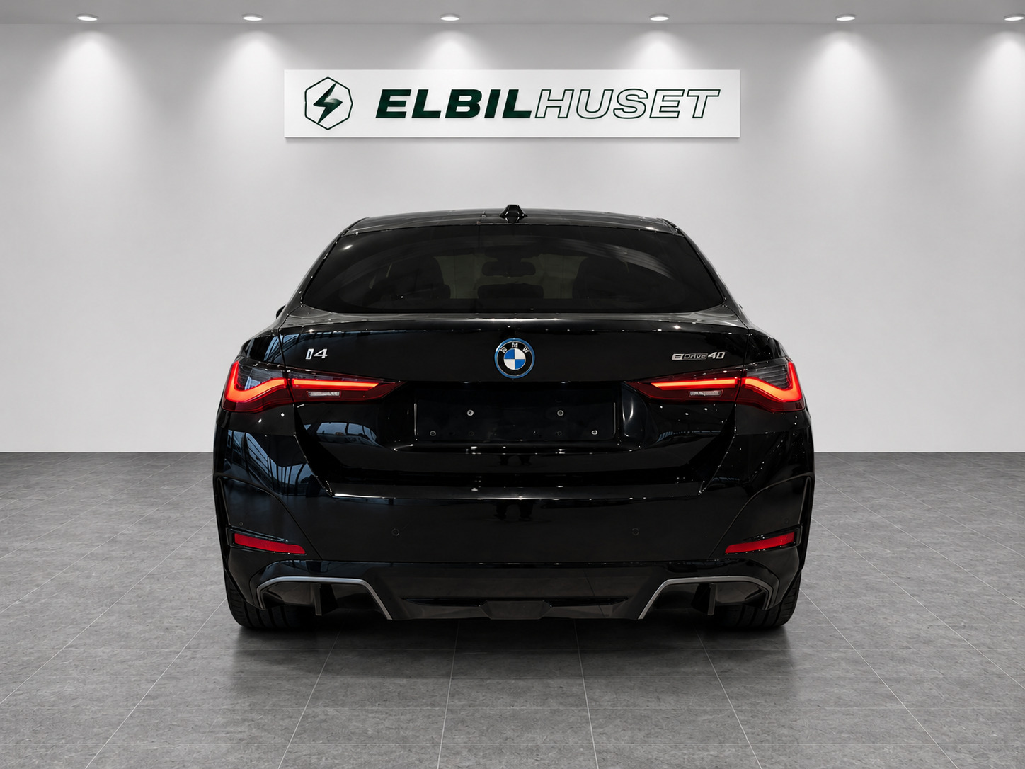Sort BMW i4 fra 2026