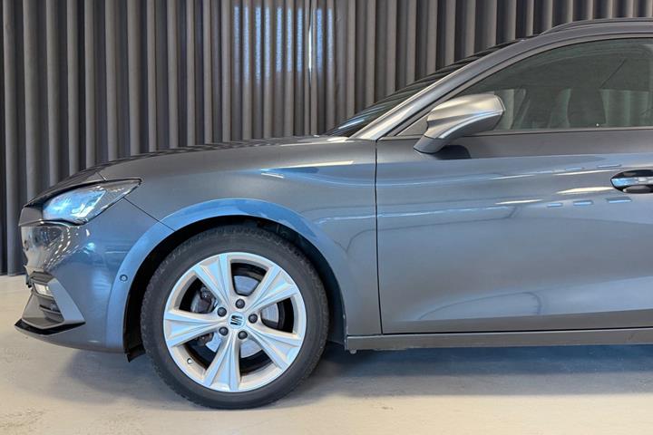 Grå Seat Leon fra 2022