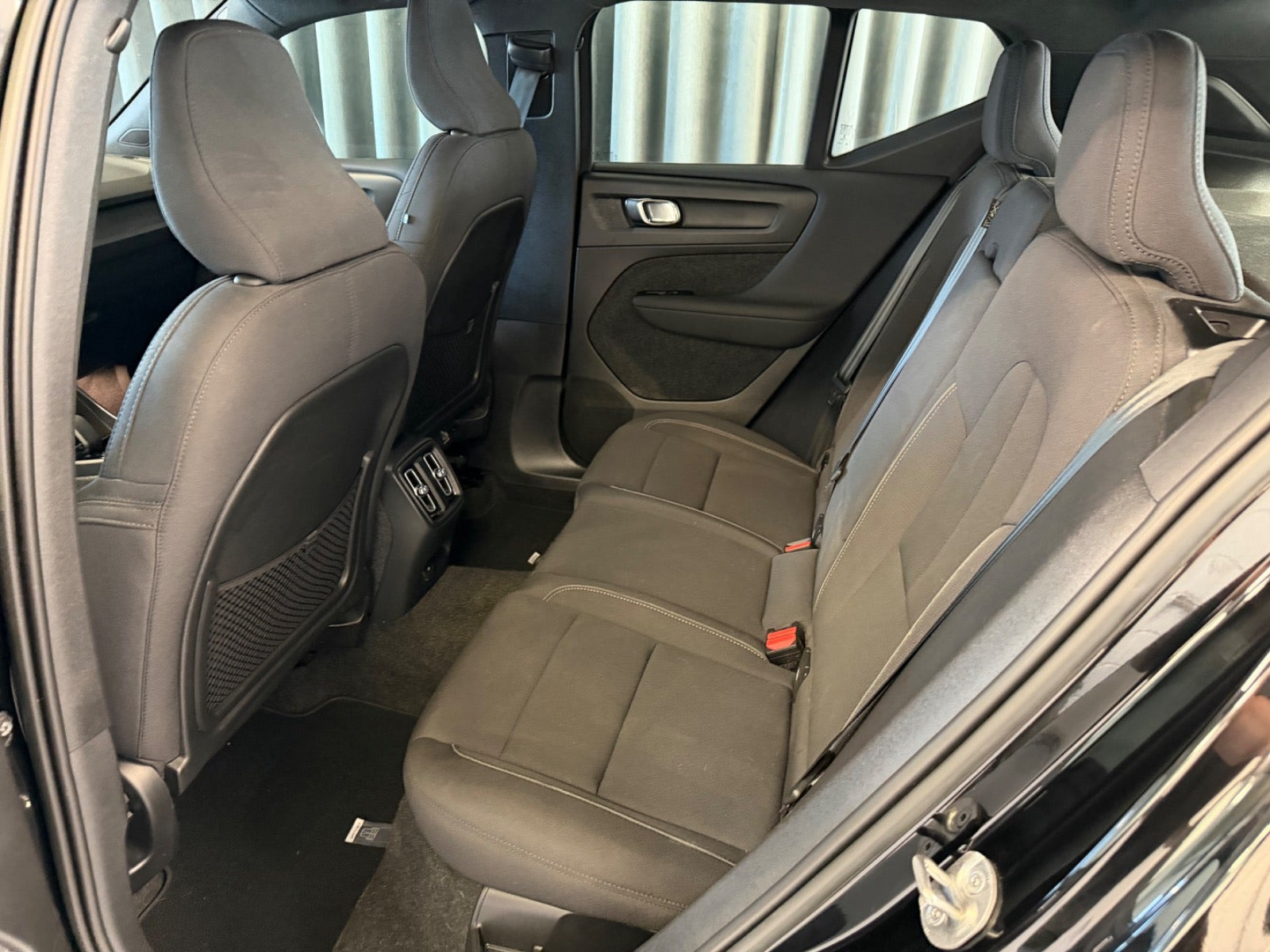 Sort Volvo XC40 fra 2023