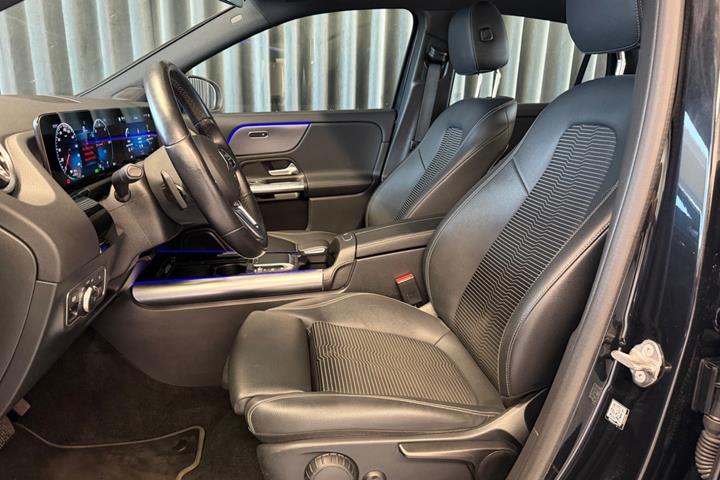 Sort Mercedes EQA250 fra 2021