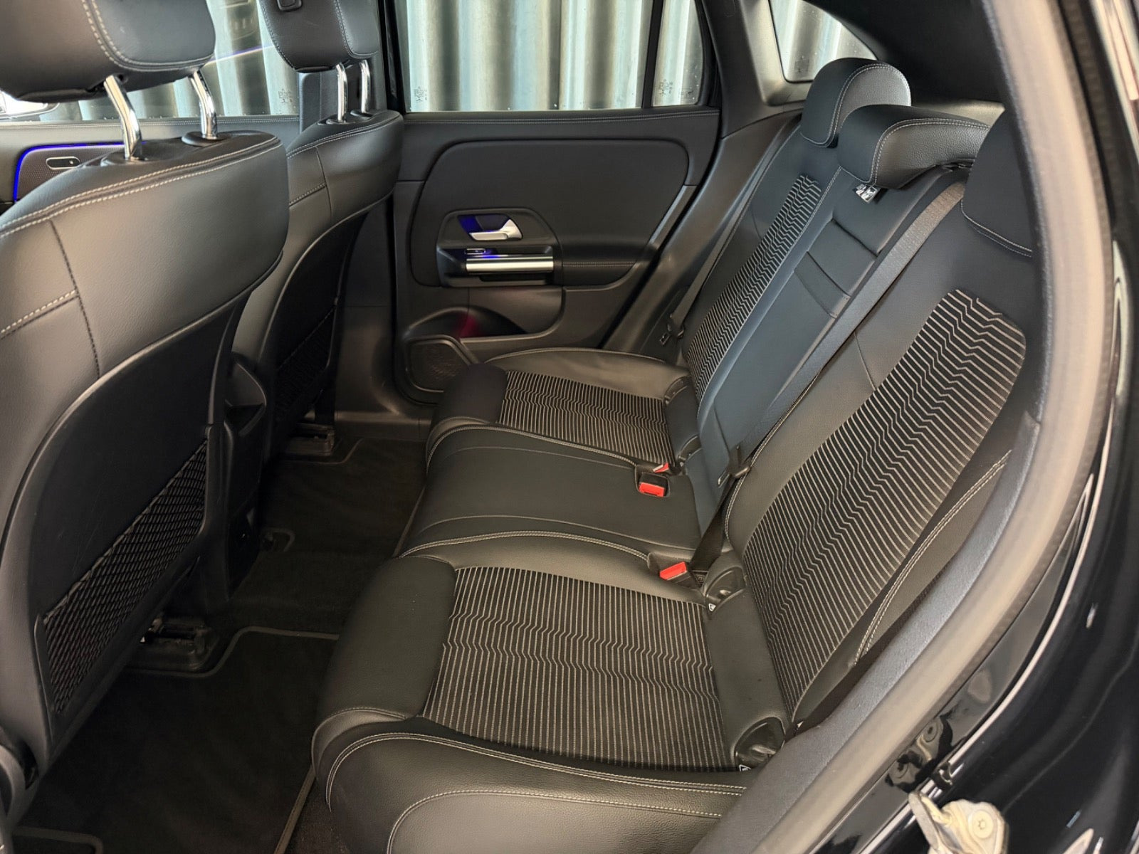 Sort Mercedes EQA250 fra 2021