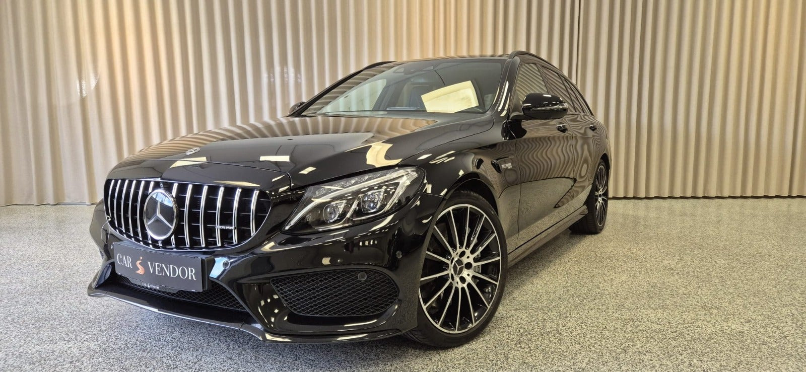Mercedes C43 3,0 AMG stc. aut. 4Matic