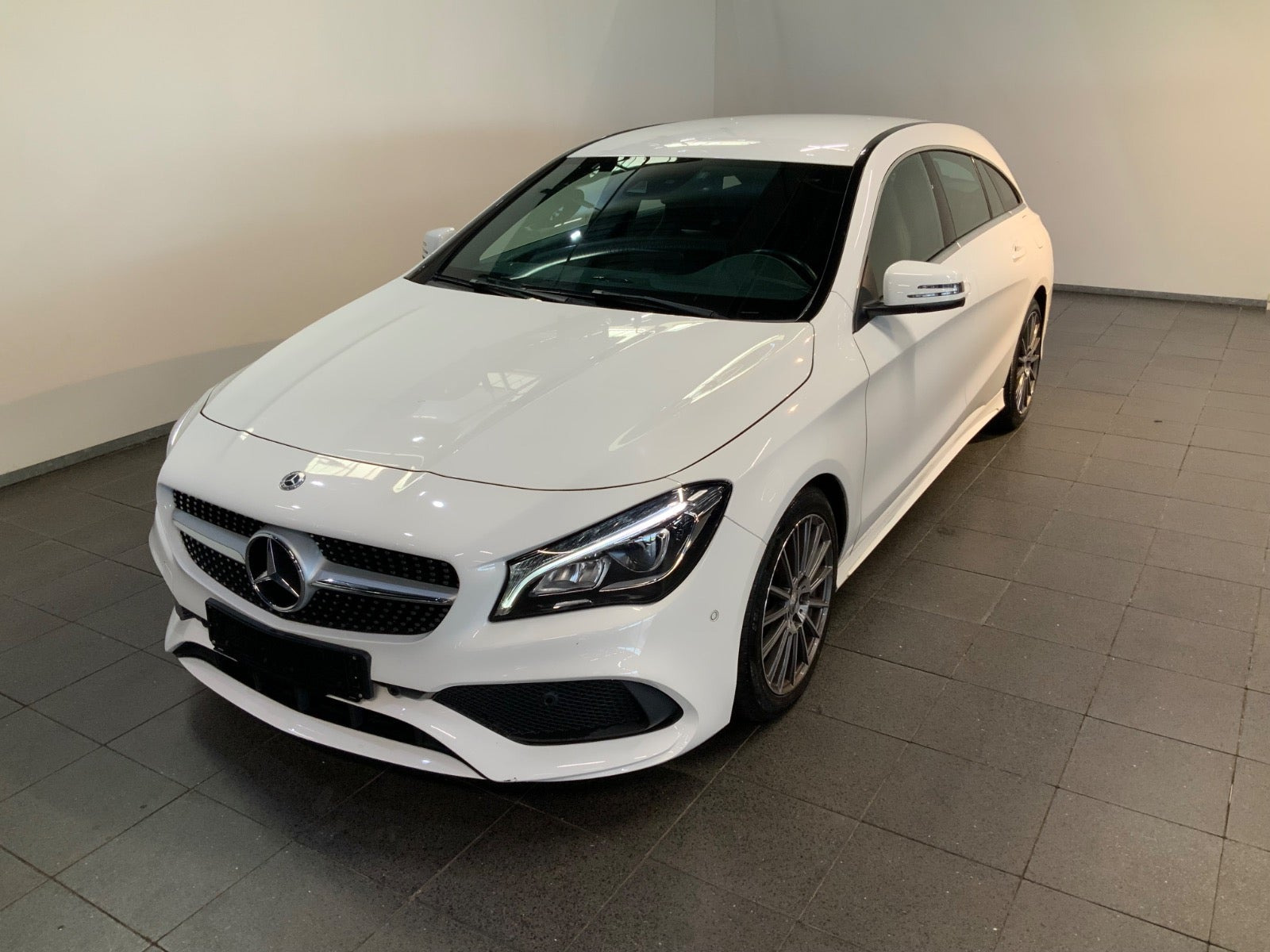 Mercedes CLA200 d 2,2 Urban Shooting Brake aut.