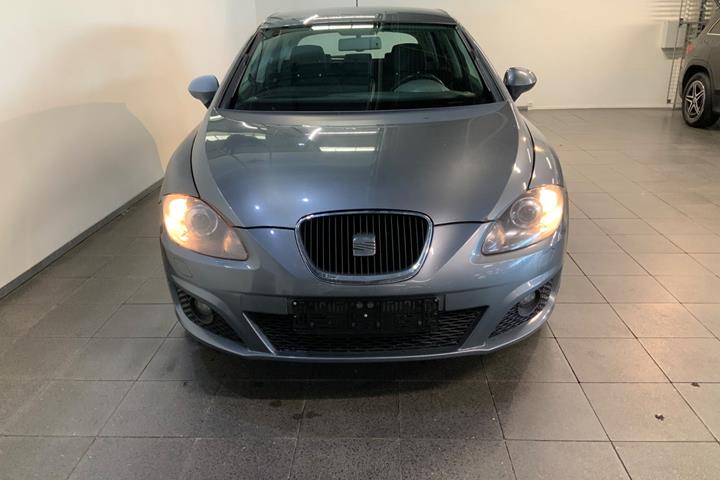 Grå Seat Leon fra 2013