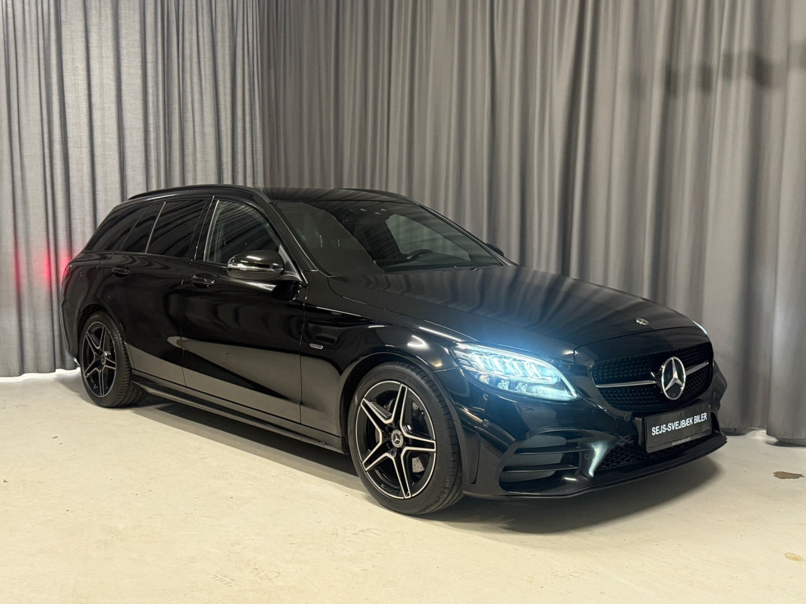 Mercedes C220 d 2,0 AMG Line Night Edition stc. aut.