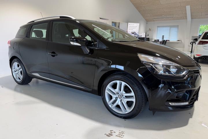 Sort Renault Clio IV fra 2017