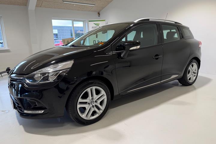 Sort Renault Clio IV fra 2017
